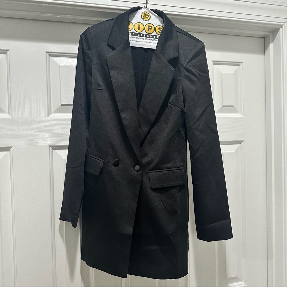 Superdown Classic Black Jacket - image 1